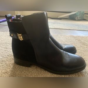 Tommy Hilfiger women's boots, 9M